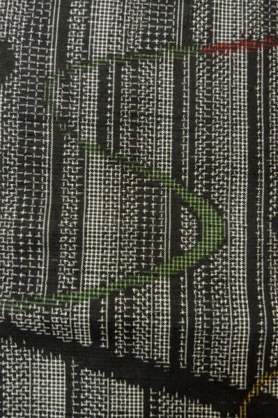 Photo6: P0616K Vintage Japanese kimono Black TOKAMACHI-TSUMUGI for women / Silk. Stream (Grade B) (6)