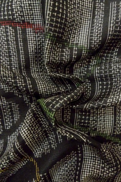 Photo12: P0616K Vintage Japanese kimono Black TOKAMACHI-TSUMUGI for women / Silk. Stream (Grade B) (12)