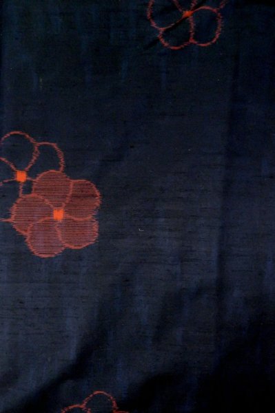 Photo4: P0616M Vintage Japanese kimono Dark Indigo Blue TSUMUGI pongee for women / Silk. UME plum bloom (Grade B) (4)