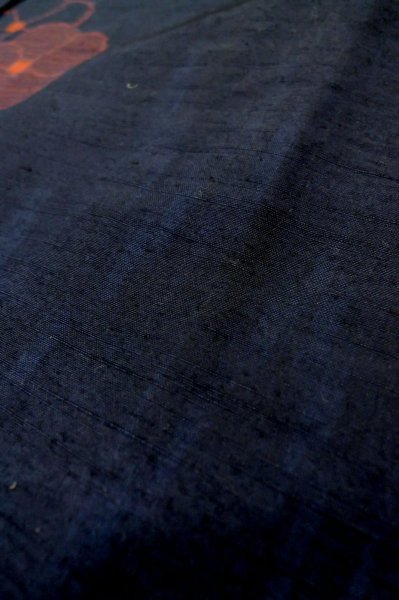 Photo10: P0616M Vintage Japanese kimono Dark Indigo Blue TSUMUGI pongee for women / Silk. UME plum bloom (Grade B) (10)