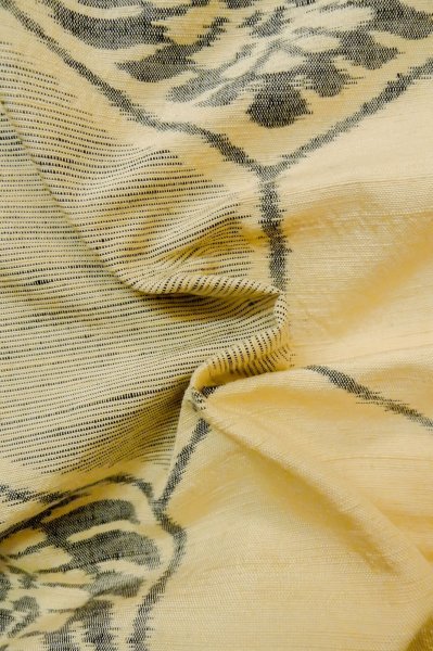 Photo10: P0616Q Vintage Japanese kimono Light Beige TSUMUGI pongee for women / Silk. Phoenix (Grade C) (10)
