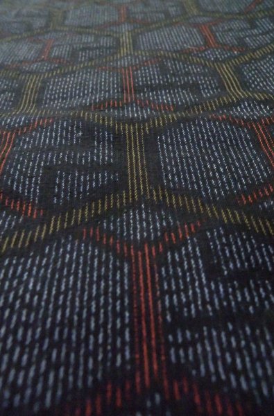 Photo8: P0616S Vintage Japanese kimono Dark Indigo Blue TSUMUGI pongee for women / Silk. Stripes (Grade A) (8)