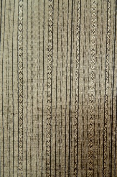 Photo7: P0616V Vintage Japanese kimono Brownish Gray TSUMUGI pongee for women / Silk. Stripes (Grade A+) (7)