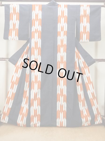 Photo2: P0616W Vintage Japanese kimono Indigo Blue TSUMUGI pongee for women / Silk., Arrow feathers pattern (Grade C) (2)