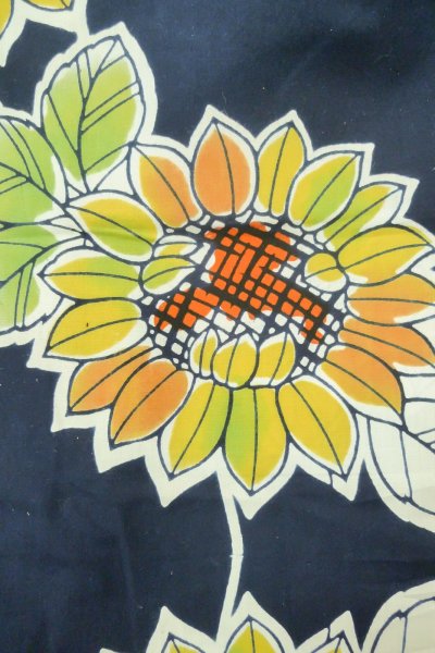 Photo7: Mint P0616X Vintage Japanese kimono Indigo Blue Pour Dyed Yukata for women / Cotton. Flower, Sun flower pattern (Grade A) (7)
