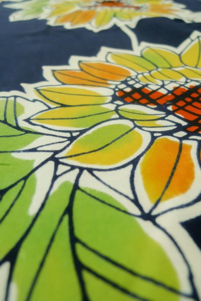 Photo9: Mint P0616X Vintage Japanese kimono Indigo Blue Pour Dyed Yukata for women / Cotton. Flower, Sun flower pattern (Grade A) (9)