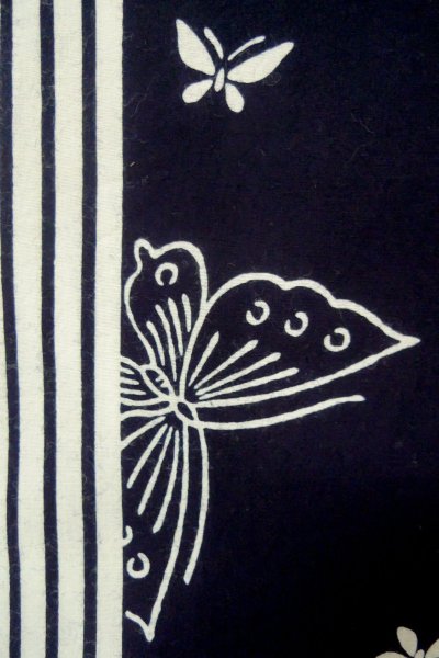 Photo6: P0616Z Vintage Japanese kimono Indigo Blue YUKATA summer(made in Japan) for women / Cotton. Butterfly (Grade B) (6)