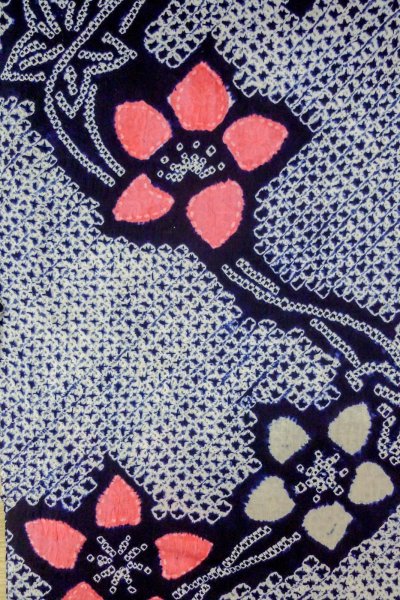 Photo3: P0617B Vintage Japanese kimono Indigo Blue YUKATA summer(made in Japan) for women / Cotton. Flower (Grade C) (3)