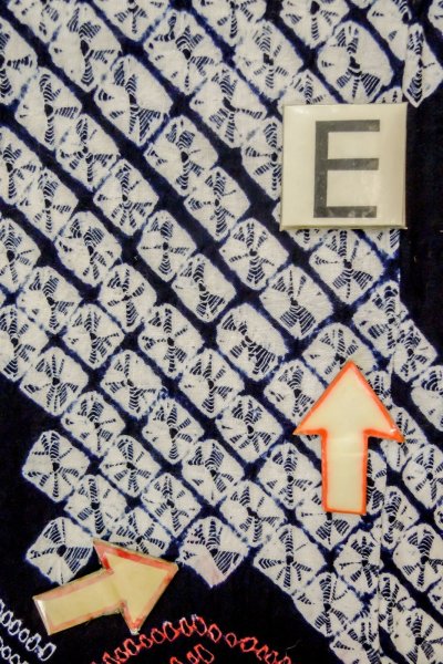 Photo17: P0617C Vintage Japanese kimono Indigo Blue YUKATA summer(made in Japan) for women / Cotton. Flower (Grade C) (17)