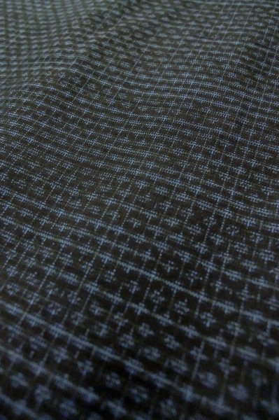 Photo10: Mint P0708F Vintage Japanese kimono Dark Navy Blue OSHIMA-TSUMUGI for men / Silk. Geometrical pattern (Grade A) (10)