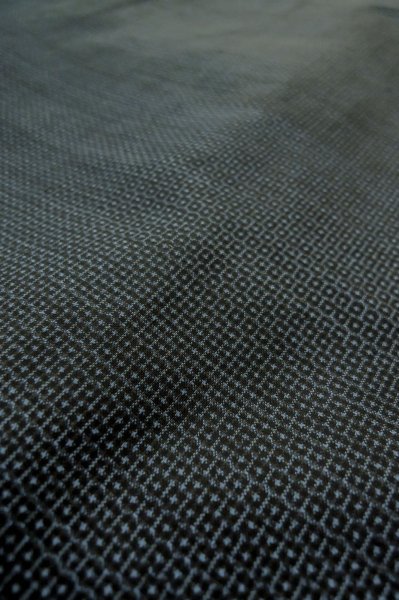 Photo8: Mint P0708K Vintage Japanese kimono Dark Navy Blue OSHIMA-TSUMUGI for men / Silk. Tortoise-shell pattern(Hexagonal pattern) (Grade A+) (8)