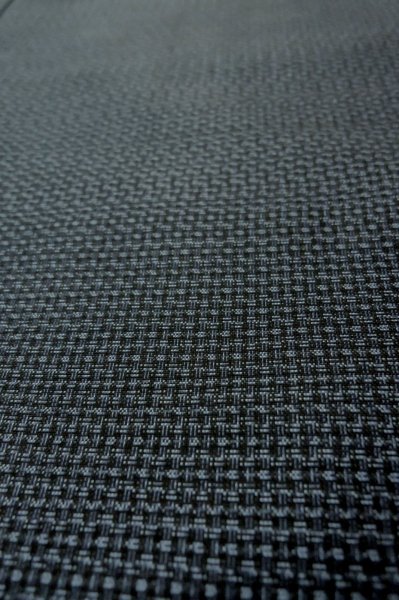 Photo8: Mint P0708O Vintage Japanese kimono Dark Indigo Blue OSHIMA-TSUMUGI for men / Silk. Geometrical pattern (Grade B) (8)