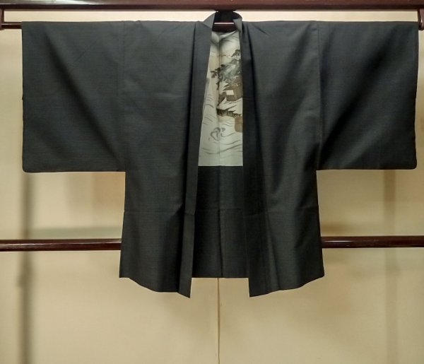 Photo1: Mint P0708P Vintage Japanese kimono Dark Navy Blue OSHIMA-TSUMUGI for men / Silk. Geometrical pattern (Grade B) (1)