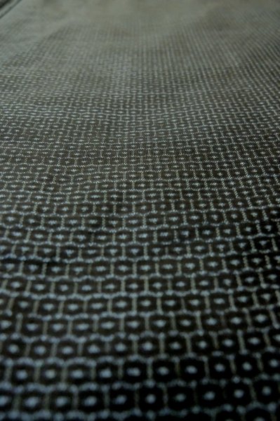 Photo10: Mint P0708S Vintage Japanese kimono Dark Navy Blue OSHIMA-TSUMUGI for men / Silk. Tortoise-shell pattern(Hexagonal pattern) (Grade A) (10)