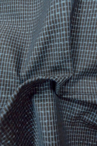 Photo9: Mint P0708Y Vintage Japanese kimono Dark Navy Blue OSHIMA-TSUMUGI for men / Silk. Geometrical pattern, Vertical Ikat(rare) (Grade A) (9)