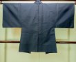 Photo2: Mint P0709B Vintage Japanese kimono Dark Navy Blue OSHIMA-TSUMUGI for men / Silk. Geometrical pattern (Grade A+) (2)
