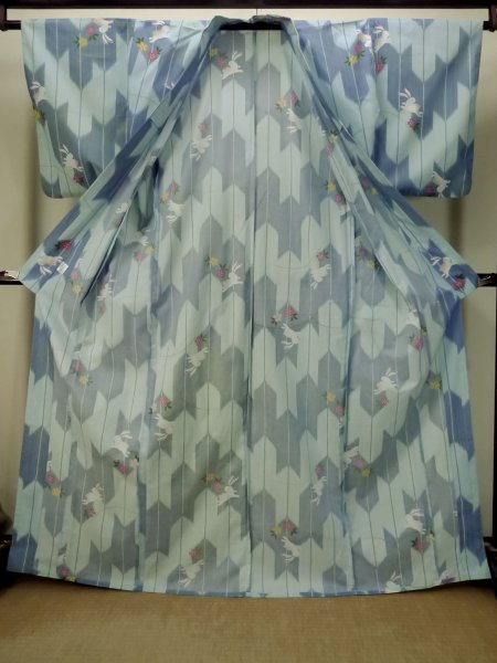 Photo3: P0722B Used Japanese kimono Light Blue YUKATA summer(made in Other than Japan) for women / Cotton. Flower, Rabbit, allow feather pattern (Grade D) (3)
