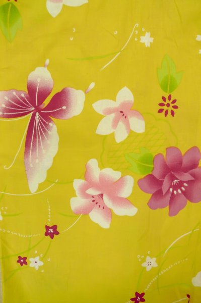 Photo1: P0722C Used Japanese kimono Yellow YUKATA summer(made in Other than Japan) for women / Cotton. Flower (Grade B) (1)