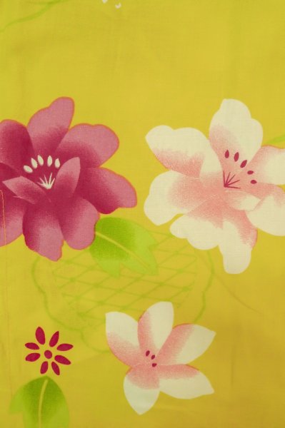Photo5: P0722C Used Japanese kimono Yellow YUKATA summer(made in Other than Japan) for women / Cotton. Flower (Grade B) (5)