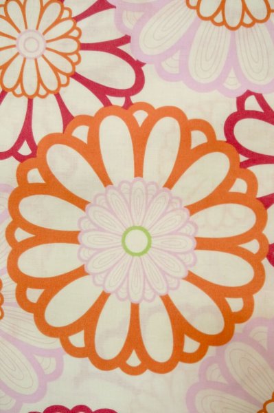 Photo5: P0722D Used Japanese kimono Light Off White YUKATA summer(made in Other than Japan) for women / Cotton. Flower (Grade A) (5)