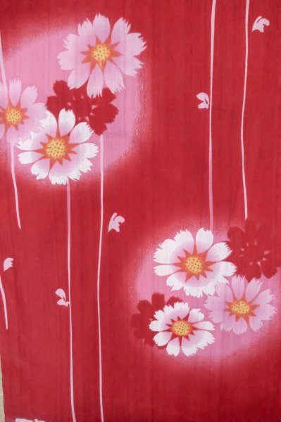 Photo1: P0722G Used Japanese kimono Vivid Red YUKATA summer(made in Other than Japan) for women / Cotton., Cosmos pattern (Grade B) (1)
