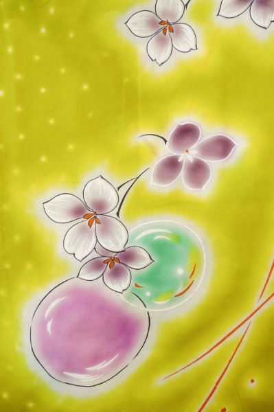 Photo1: P0722I Used Japanese kimono Grayish Yellow YUKATA summer(made in Other than Japan) for women / Cotton. Flower, Soap Bubbles pattern (Grade B) (1)