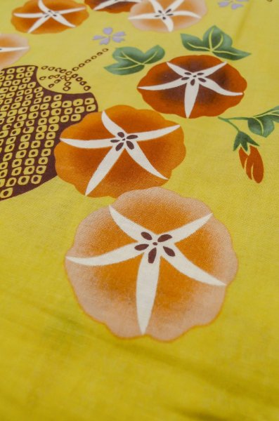 Photo10: P0722J Used Japanese kimono Vivid Yellow YUKATA summer(made in Other than Japan) for women / Cotton. Flower, Morning Glories, Fan Pattern (Grade B) (10)