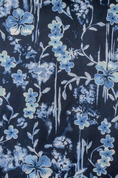Photo1: P0722L Used Japanese kimono Dark Indigo Blue YUKATA summer(made in Other than Japan) for women / Cotton. Leaf (Grade B) (1)