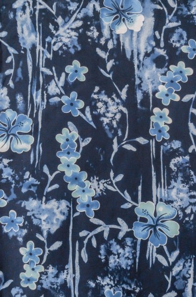 Photo4: P0722L Used Japanese kimono Dark Indigo Blue YUKATA summer(made in Other than Japan) for women / Cotton. Leaf (Grade B) (4)