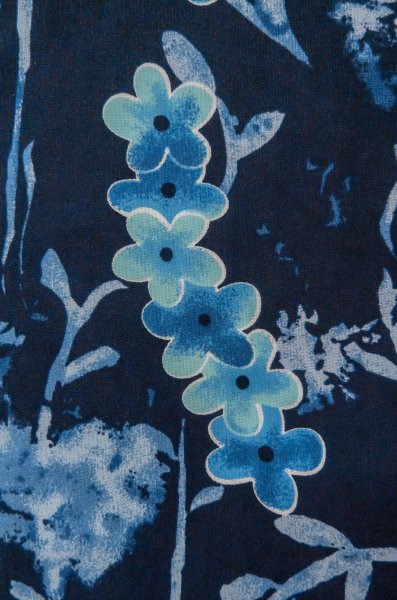 Photo6: P0722L Used Japanese kimono Dark Indigo Blue YUKATA summer(made in Other than Japan) for women / Cotton. Leaf (Grade B) (6)
