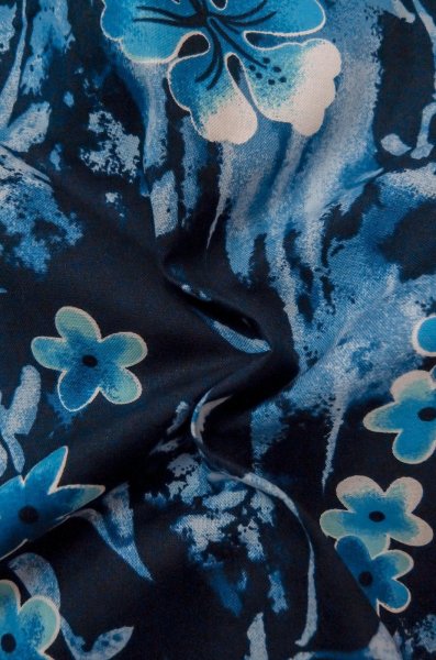 Photo11: P0722L Used Japanese kimono Dark Indigo Blue YUKATA summer(made in Other than Japan) for women / Cotton. Leaf (Grade B) (11)