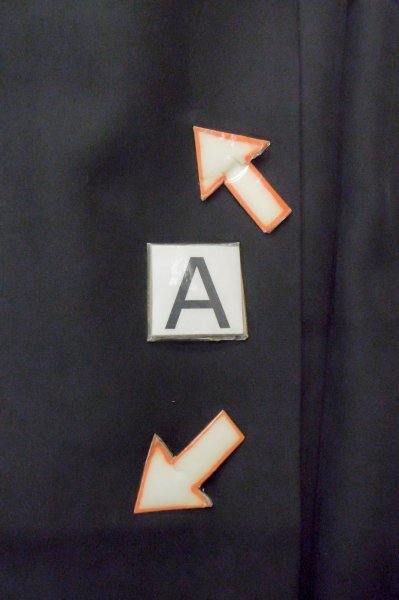 Photo9: P0722Q Vintage Japanese kimono Black MONTSUKI crests for men / Silk. (Grade B) (9)