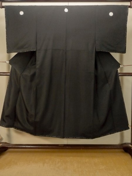 Photo1: Mint P0722X Vintage Japanese kimono Black MONTSUKI crests for men / Silk. (Grade A+) (1)