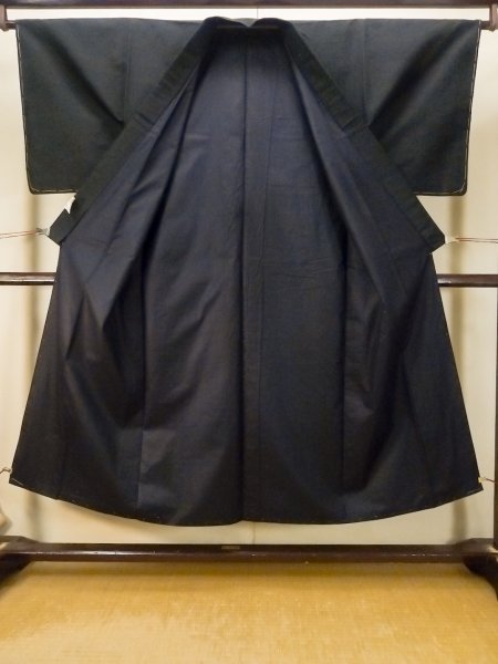Photo2: Mint P0723A Vintage Japanese kimono Black TSUMUGI pongee for men / Silk. (Grade A+) (2)