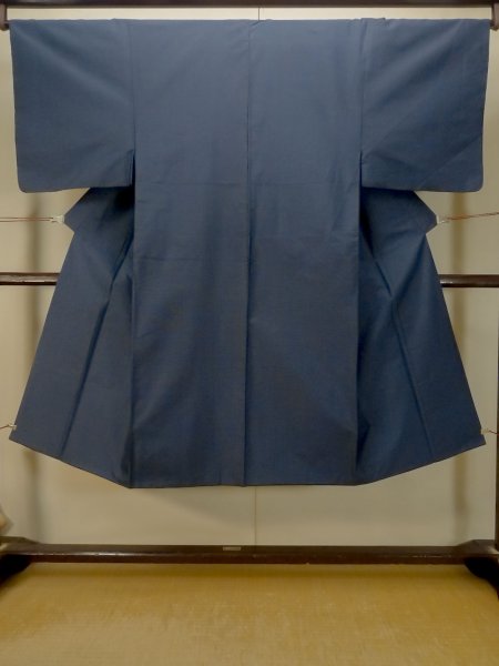 Photo1: P0723C Vintage Japanese kimono Dark Blue TSUMUGI pongee for men / Silk. Tortoise-shell pattern(Hexagonal pattern) (Grade B) (1)