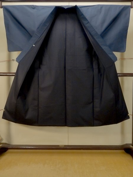 Photo2: P0723C Vintage Japanese kimono Dark Blue TSUMUGI pongee for men / Silk. Tortoise-shell pattern(Hexagonal pattern) (Grade B) (2)