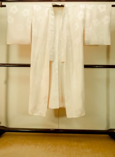 Photo1: P0731Q Vintage Japanese kimono Light Pink JUBAN undergarment for women / Silk. (Grade B) (1)