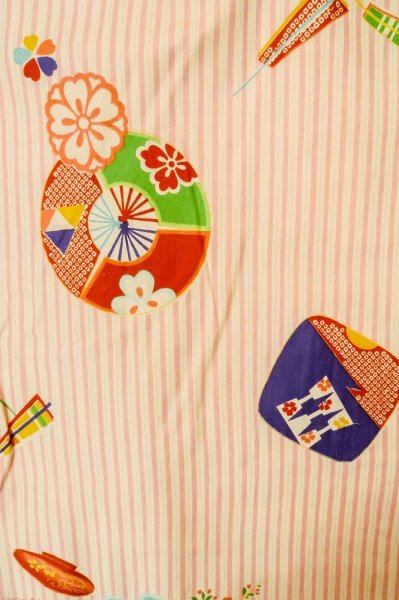 Photo3: P0731R Antique Japanese kimono Pink JUBAN undergarment for women / Silk. SAKURA cherry blossom, Upper body: cotton, Sleeves: silk (Grade D) (3)