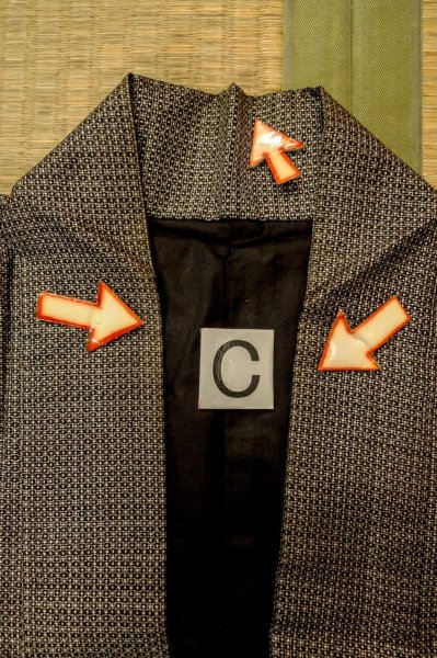 Photo11: P0731T Vintage Japanese kimono Dark Brown Men's Kimono for men / Silk. Dot (Grade C) (11)