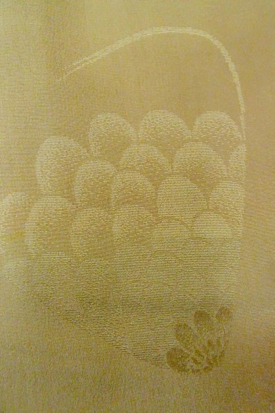 Photo8: P0731V Antique Japanese kimono Pale Brown TOMESODE formal for women / Silk. Peony, Based woven pattern: Shellfish, Letters of  Incense game (Grade B) (8)