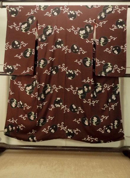 Photo1: P0731W Antique Japanese kimono Dark Dark Red KOMON dyed for women / Silk. Chrysanthemum, Fringed pink pattern (Grade C) (1)