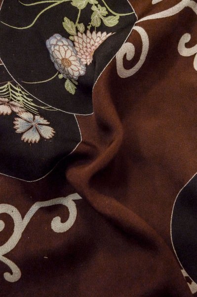 Photo11: P0731W Antique Japanese kimono Dark Dark Red KOMON dyed for women / Silk. Chrysanthemum, Fringed pink pattern (Grade C) (11)