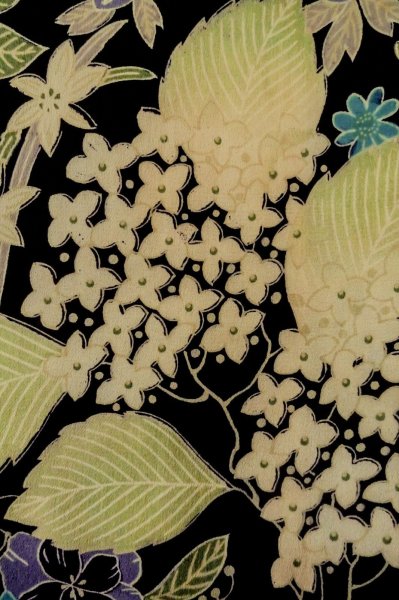 Photo6: P0731X Antique Japanese kimono Black JUBAN undergarment for women / Silk. Flower, Lightweight silk crepe fabric. Discolored all over. (Grade C) (6)