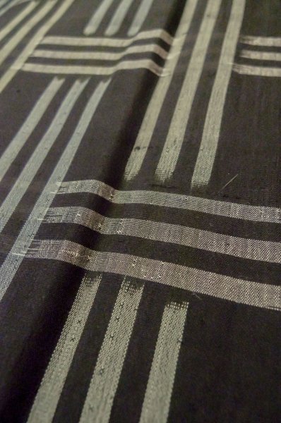 Photo8: Mint P0801E Vintage Japanese kimono Black TSUMUGI pongee for women / Silk. Plaid Checks (Grade A) (8)