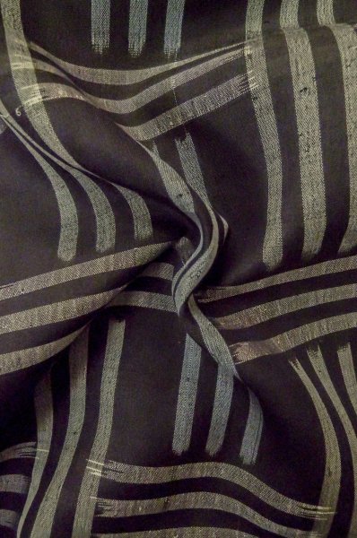 Photo12: Mint P0801E Vintage Japanese kimono Black TSUMUGI pongee for women / Silk. Plaid Checks (Grade A) (12)