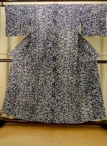 Photo1: P0801F Vintage Japanese kimono Indigo Blue YUKATA summer(made in Japan) for women / Cotton. Plaid Checks (Grade B) (1)