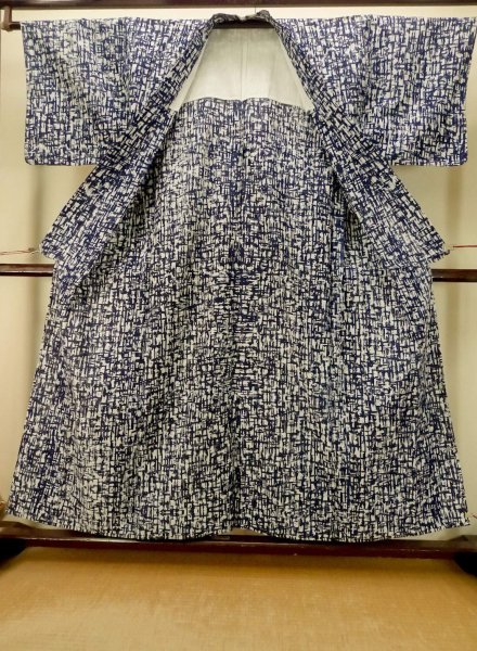 Photo2: P0801F Vintage Japanese kimono Indigo Blue YUKATA summer(made in Japan) for women / Cotton. Plaid Checks (Grade B) (2)