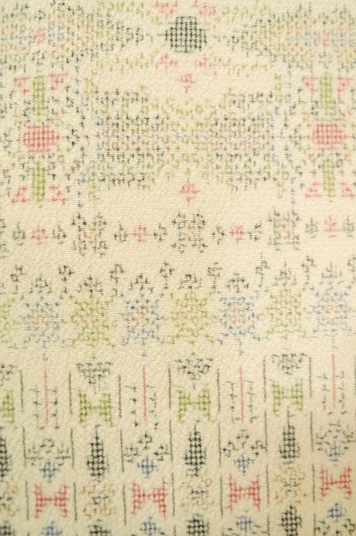 Photo7: P0818B Vintage Japanese kimono Ivory ORI woven for women / Silk. Geometrical pattern (Grade B) (7)