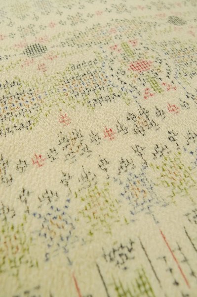 Photo10: P0818B Vintage Japanese kimono Ivory ORI woven for women / Silk. Geometrical pattern (Grade B) (10)