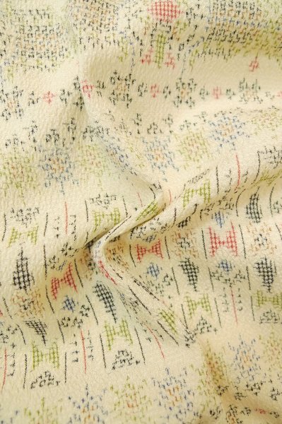 Photo12: P0818B Vintage Japanese kimono Ivory ORI woven for women / Silk. Geometrical pattern (Grade B) (12)